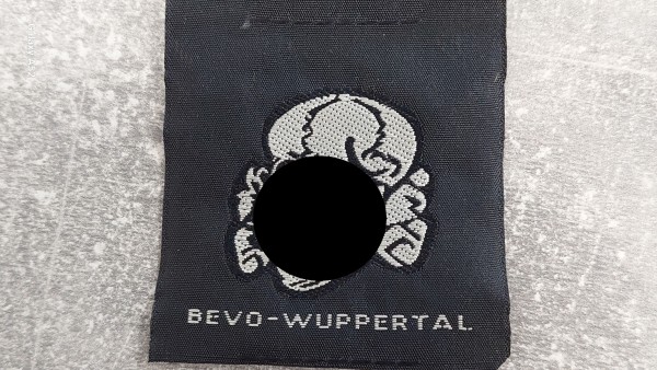 Totenkopf XX für Schiffchen und M43 Mütze Mannschaften mausgrau gewebt