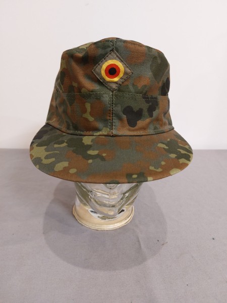 Bundeswehr Feldmütze / Expeditionsmütze Flecktarn BW - Größen 54-63 wählbar glatter Schirm