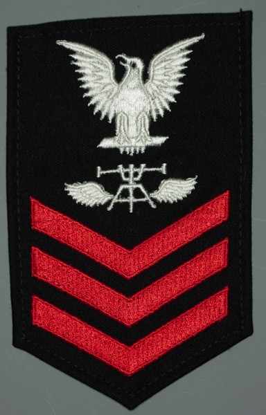 Armabzeichen für Hemden, Dienstgrad mit Laufbahnabzeichen, AQ Aviation Fire Control Technician, Petty Officer First Class 