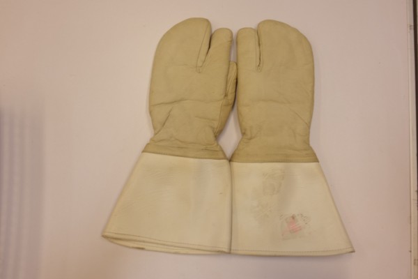 Handschuhe für Regulierer - Motorradfahrer Größe 8 ganz in Weiß gefütert