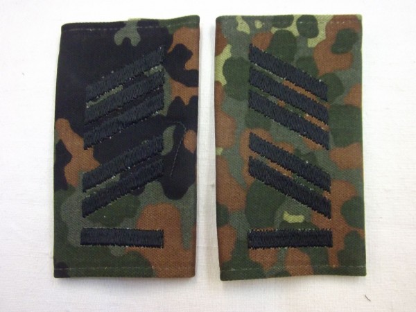 Rangschlaufen Oberstabsgefreiter UA, schwarz auf Flecktarn