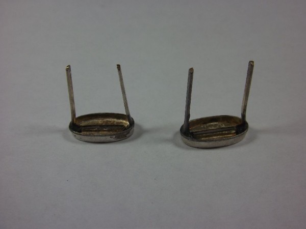 Schulterklappenauflage Zahl " 0 " gestrichelt, silber, 18mm