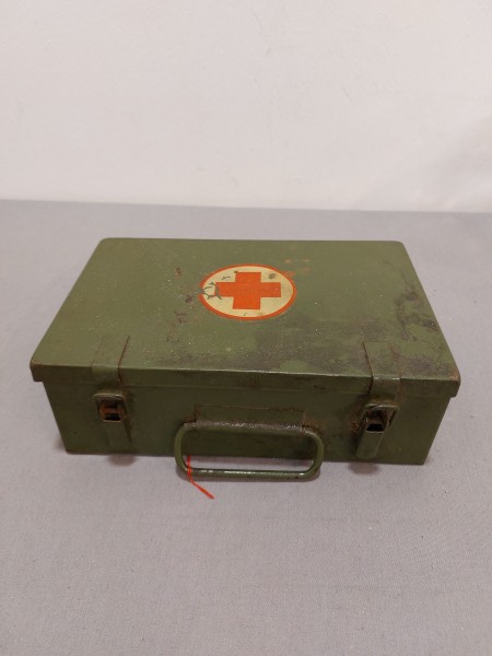 DDR Erste Hilfe Kasten / Verbandskasten KFZ - Leer