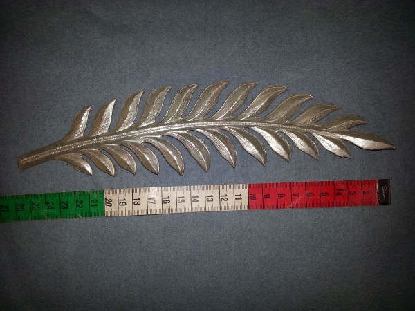 Wanddekoartion, Pappmache, Lorbeerblatt, linkes Blatt, silber
