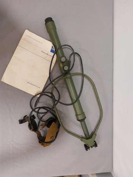 DDR Suchergät MSG 75 - Minensuchgerät NVA in Tasche - Original