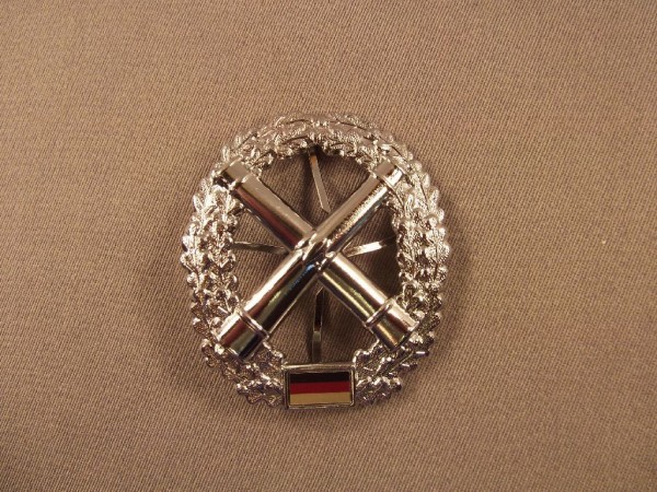 Barettabzeichen, Artillerie, Metall, verchromt 