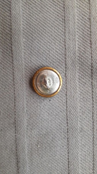 Allgemein: Knopf 16mm gekörnt altgold lange Öse