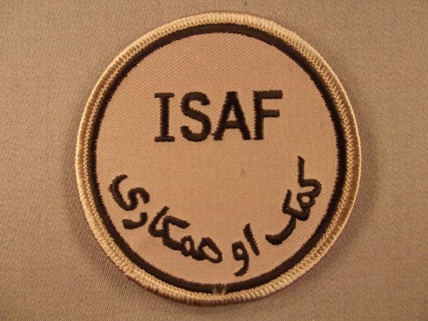 Verbandsabzeichen ISAF schwarz auf khaki, 8cm