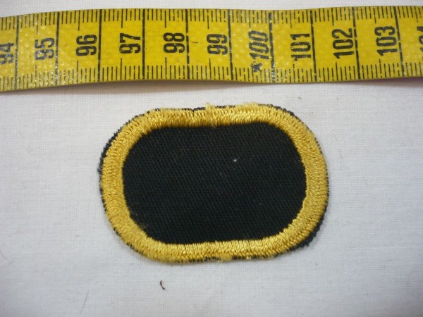 Brustabzeichen, Background Trimming, Oval, 327th Infantry