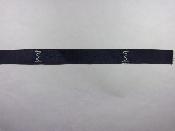 Laufbahnabzeichen für Sanitäts Offiziere- Apotheker, silber auf blau