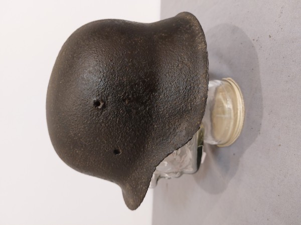 Wehrmacht Stahlhelm M42 aus Bodenfund