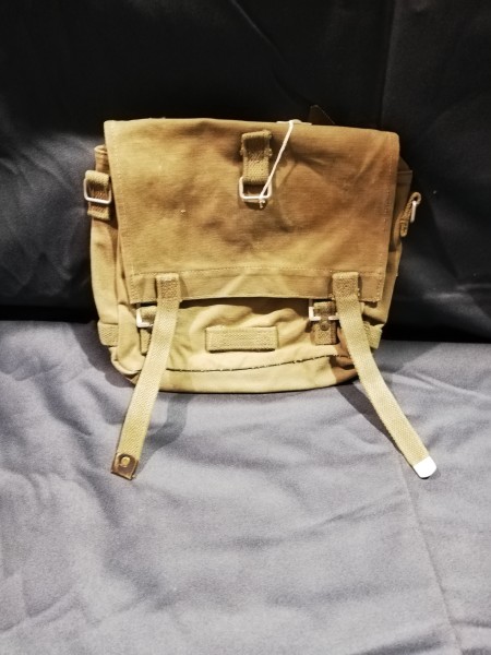 Bundeswehr Brotbeutel Original in oliv - kleine Kampftasche