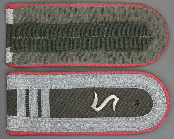 Schulterklappen, Panzertruppen, Offiziersschüler, 3. Jahr, S aus Metall, mit Schlaufen, Neu
