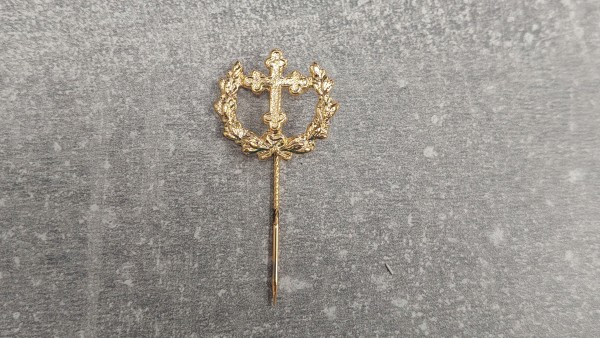 3.Reich Anstecknadel Militärgeistlicher Kreuz im Kranz, gold