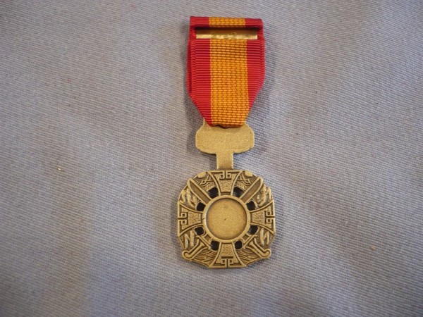 Vietnam Cross of Gallantry Medal mit Palme Miniatur