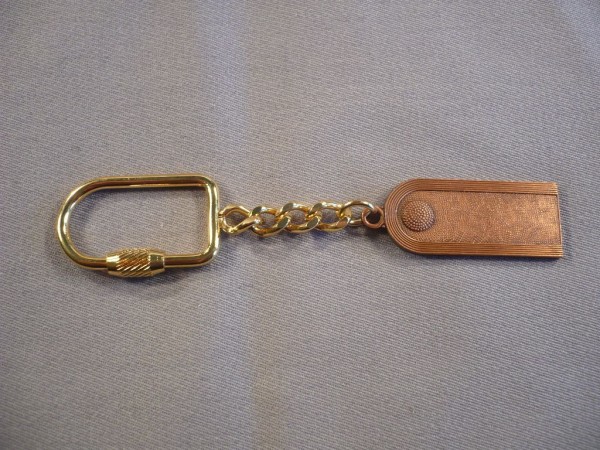 Schlüsselanhänger mit Schulterklappe Unteroffizier, Metall