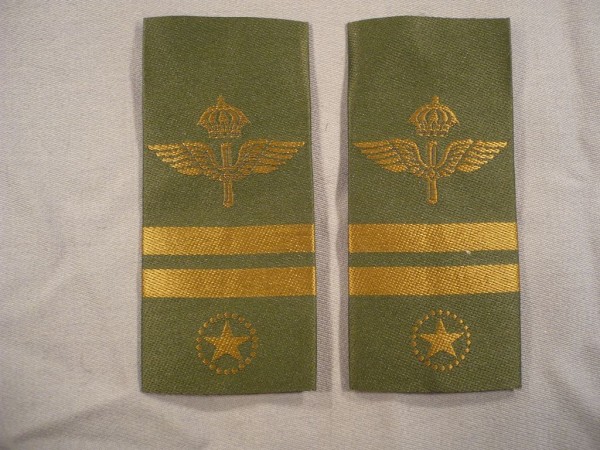 Rangschlaufen Hauptfeldwebel/ Fanjunkare/ Sergeant First Class Luftwaffe, grün