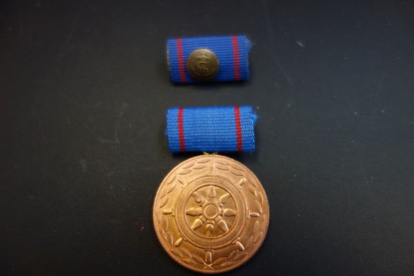 Medaille für treue Dienste in der Seeverkehrswirtschaft und der Binnenschifffahrt in Bronze Bild ist ein Muster
