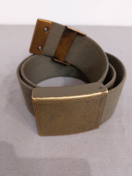 Bundeswehr Feldkoppel gewebt mit olivem Kastenschloss Länge ca.100 cm Original