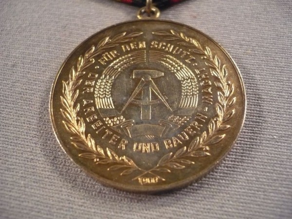 Medaille für treue Dienste in der Nationalen Volksarme, in Silber