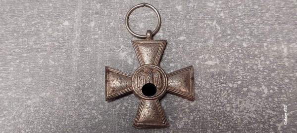 Dienstauszeichnung 18 Jahre Heer, Luftwaffe und Kriegsmarine, magnetisch