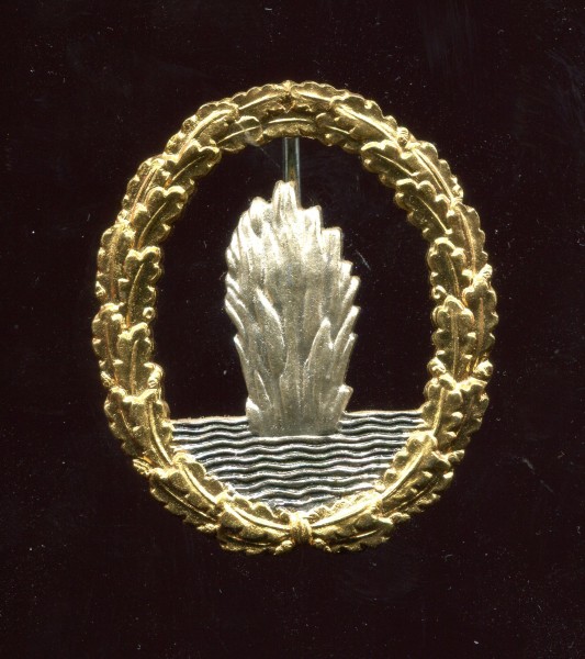 Orden 1939 / 1957 Minensuch Kriegsabzeichen der Kriegsmarine frühe Fertigung