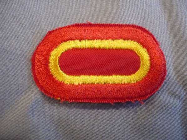 Brustabzeichen, Background Trimming, Oval, 407th Supply & Services Battalion