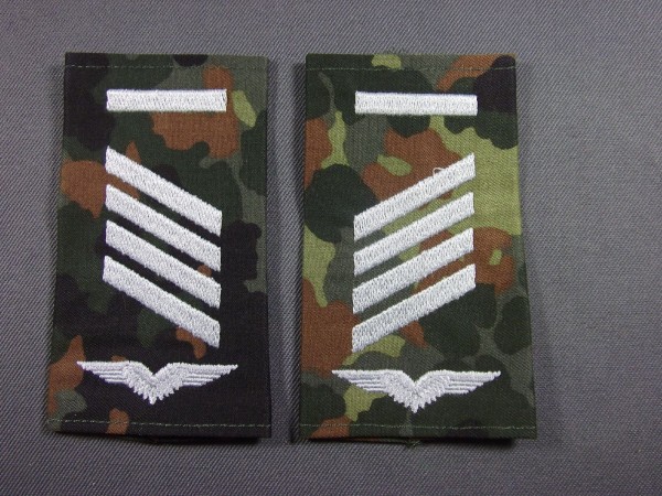 Rangschlaufen Stabsgefreiter UA weiß auf flecktarn mit Schwinge
