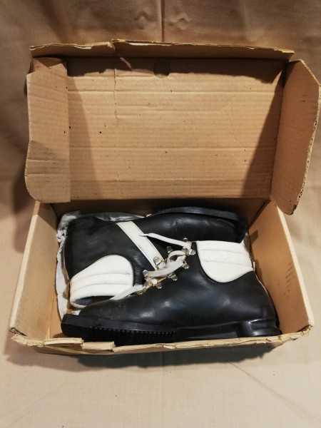 Langlauf Ski Schuhe Grösse ca.40 - Davos Nordic Norm 75mm