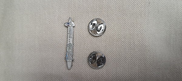 Anstecker Pin Flugzeug Avro 691 Lancastrian