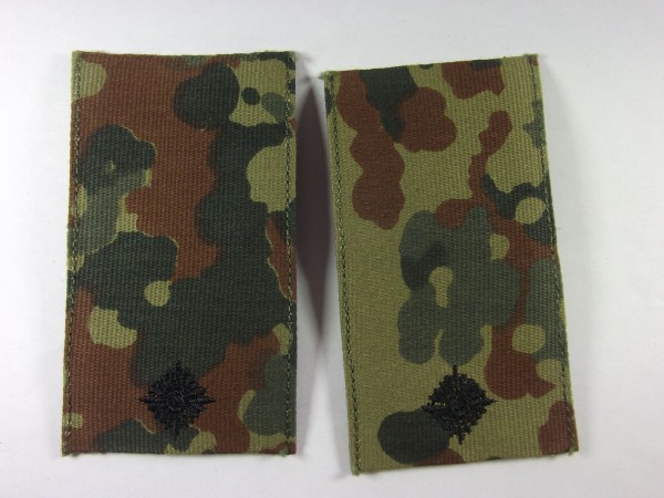 Rangschlaufen Leutnant, schwarz auf Flecktarn mit Klett