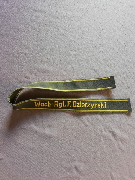 DDR NVA Ärmelband für einen General Wach-Rgt.F.Dzierzynski