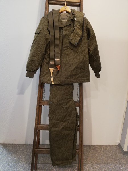 DDR Winterjacke und Winterhose Strichtarn #Größe G44# gebraucht