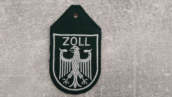Zoll Brustabzeichen weiß auf grün maschinengestickt mit Leder