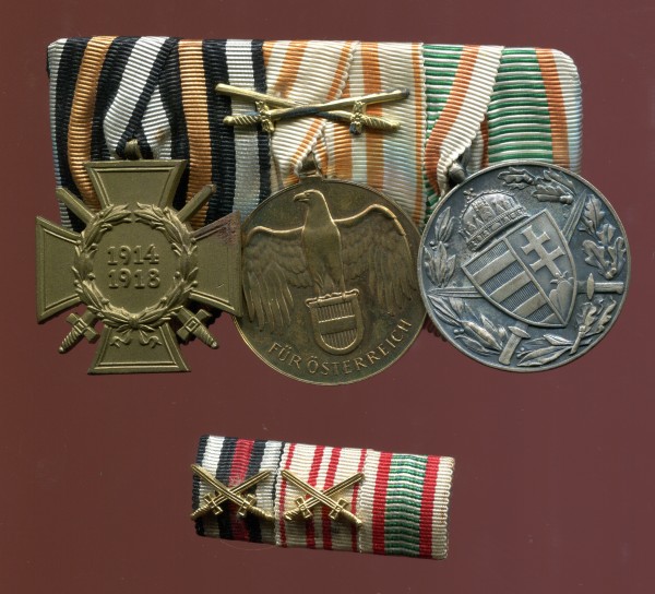 Weimar Grosse Ordensspange mit Frontkämpfer Ehrenkreuz, Österreich und Ungarn Weltkriegsmedaille 191