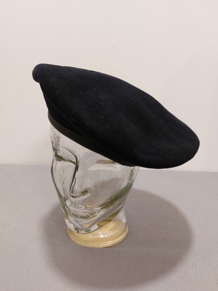 Bundeswehr Barett schwarz Größe 58 - Neu