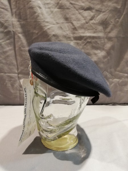 British Barett graublau Größe 56 - Albert Kempf Muster mit Siegel