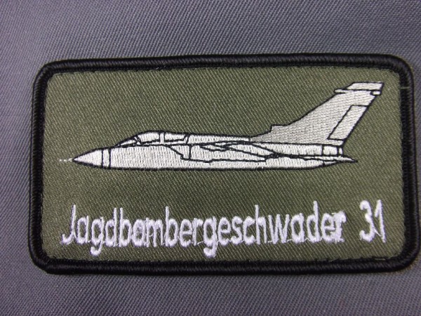 Namenschild Tornado Jagdbombergeschwader 31, weiß auf oliv maschinengestickt