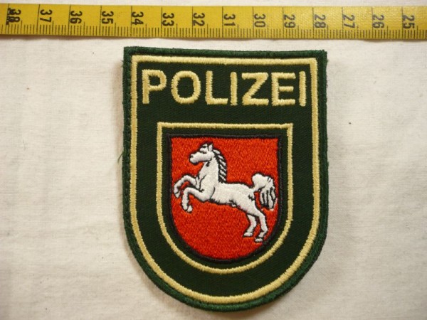 Niedersachsen: Armabzeichen, Polizei Niedersachsen, grün, mit Klett, 65mm