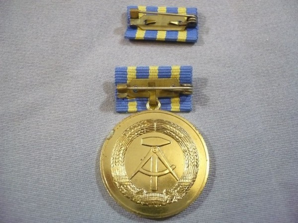 Treuedienstmedaille der Deutschen Post in Gold