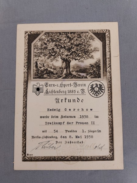 3.Reich Urkunde 1.Siegerin Dreikampf der Frauen 8.Mai 1938 Turn und Sportverein Lichtenberg 1885