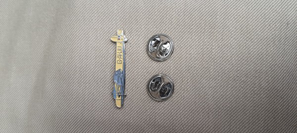 Anstecker Pin Flugzeug AVRO 683 LANCASTER
