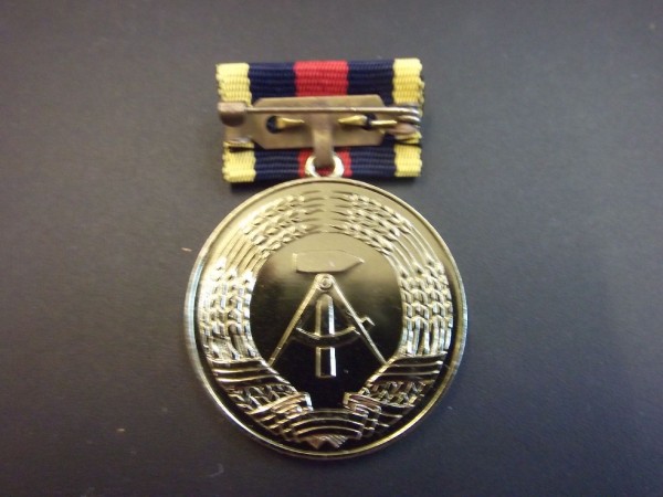 Medaille für treue Dienste der Freiwilligen Feuerwehr in gold