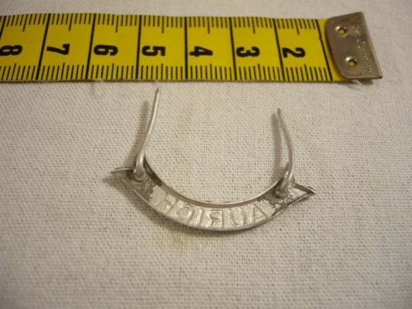 Niedersachsen: Mützenabzeichen Feuerwehr Banderole, Aurich