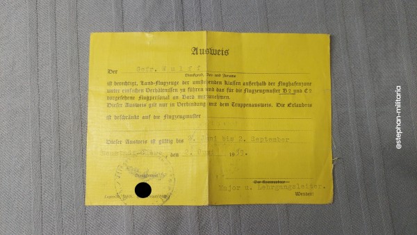 Wehrmacht Ausweis Luftwaffe Berechtigung zum Führen Flugzeuge der Klasse B2