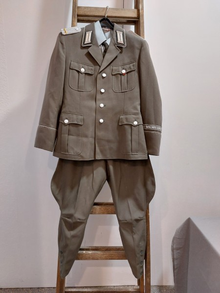 DDR Dienstuniform NVA Landstreitkräfte LaSk Leutnant NVA Wachregiment - Jacke,Hose,Hemd - M48