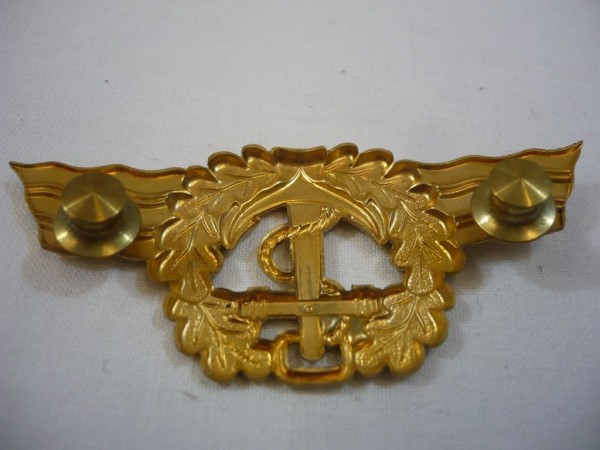 Tätigkeitsabzeichen, Seefahrendes Personal, Grosse Ausführung, Wellen- Kranz mit Anker, Neues Modell mit Splinten, Gold, Metall