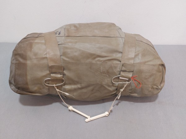 ABC- Anzug, Gummi, Jacke und Hose in oliv mit Tasche #Grösse ca 50#