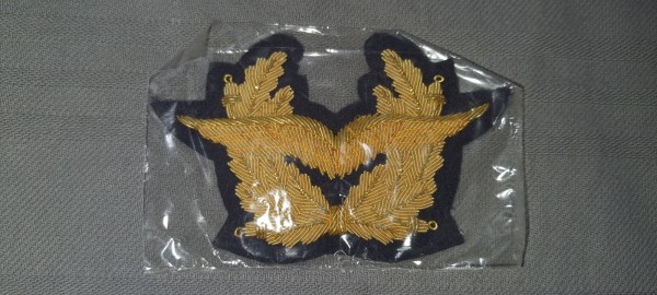 Mützenabzeichen, für General- Luftwaffe Gold auf dunkelblau