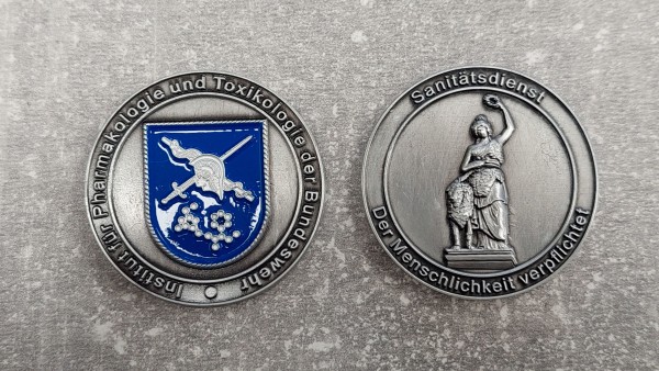 Bundeswehr Kommandeurscoin Institut für Pharmakologie und Toxikologie Sanitätsdienst Coin